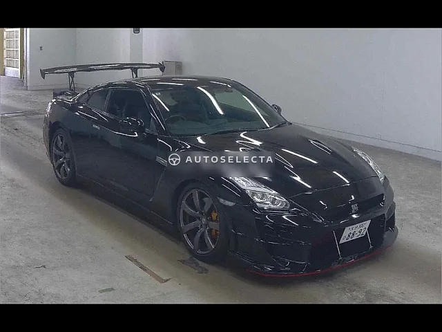 Nissan GT-R 2008, auction grade 3.5