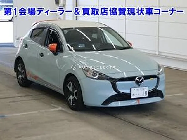Mazda MAZDA2 2023