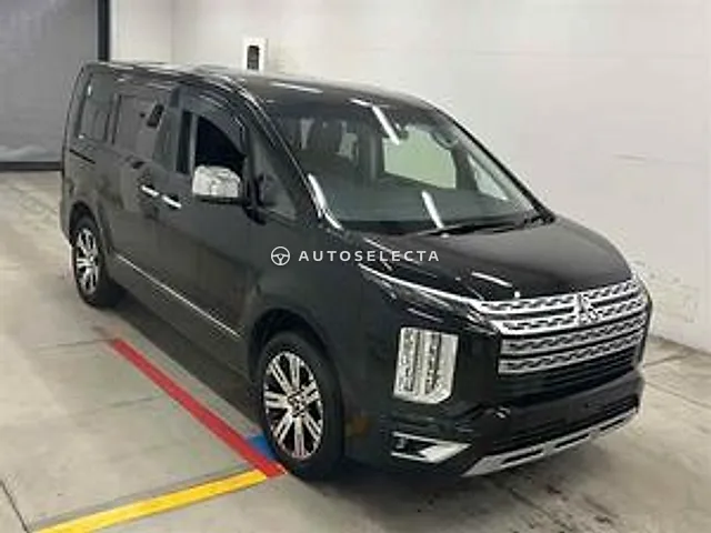Mitsubishi Delica D:5 2023, auction grade 4.5