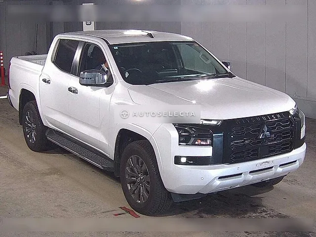 Mitsubishi Triton 2024, auction grade 4.5