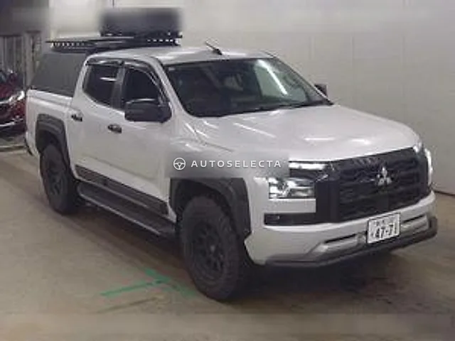 Mitsubishi Triton 2025, auction grade 5