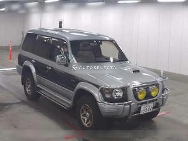 Mitsubishi Pajero 1996, auction grade 4