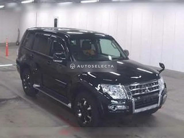 Mitsubishi Pajero 2016, auction grade 3.5