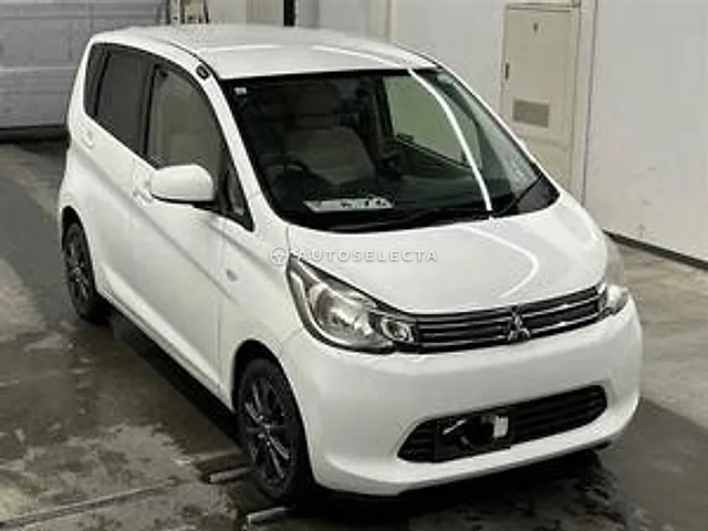 Mitsubishi eK Wagon 2013, auction grade R