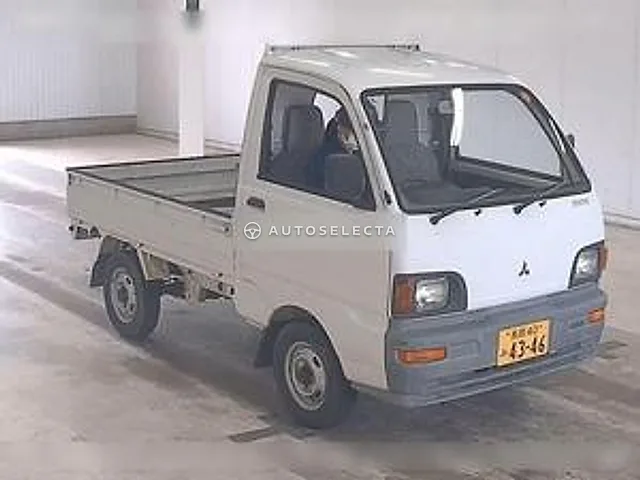 Mitsubishi Minicab Truck 1995, auction grade 3.5