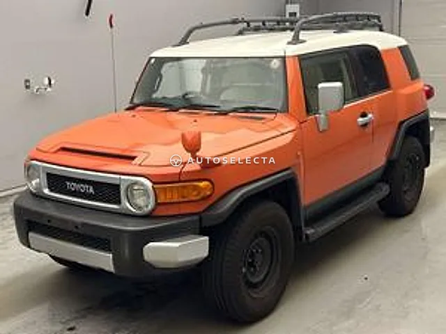 Toyota FJ Cruiser 2013, auction grade 3.5