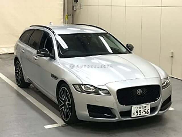 Jaguar XF 2018, auction grade 3.5