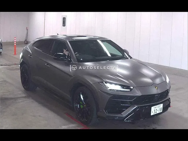 Lamborghini Urus 2022, auction grade 5