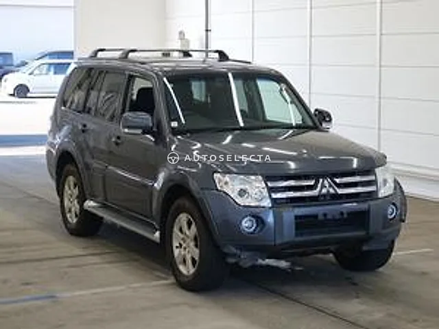 Mitsubishi Pajero 2006, auction grade 3
