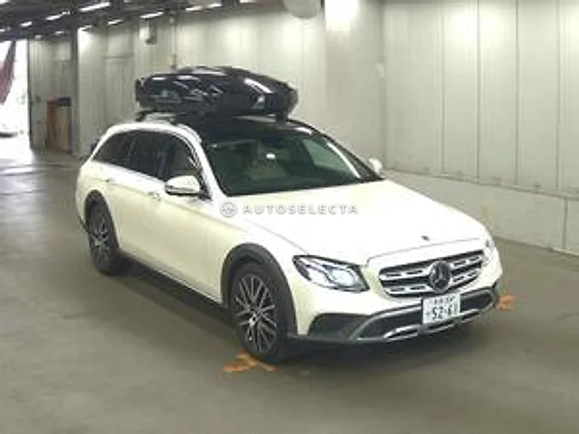 Mercedes-Benz E-Class All-Terrain 2020, auction grade 4