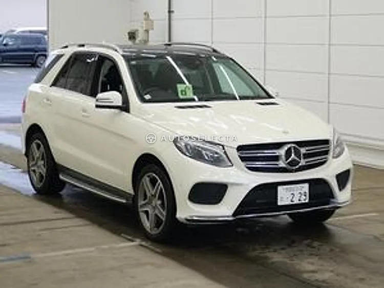 Mercedes-Benz M-Class 2016, photo 1 of 1