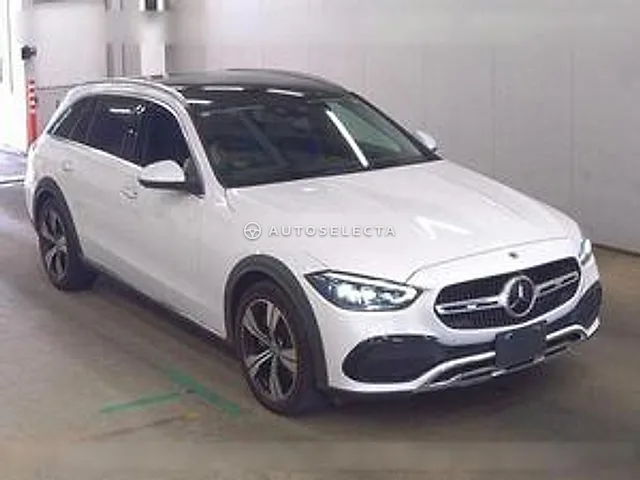 Mercedes-Benz C-Class Station Wagon 2023, auction grade 4.5