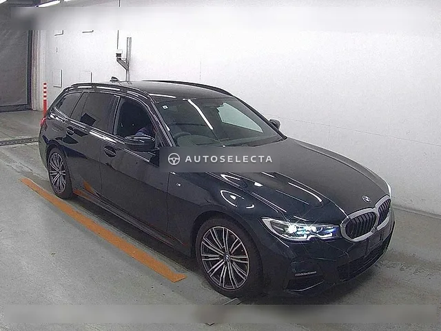 BMW 3 Series 2021, auction grade 4.5