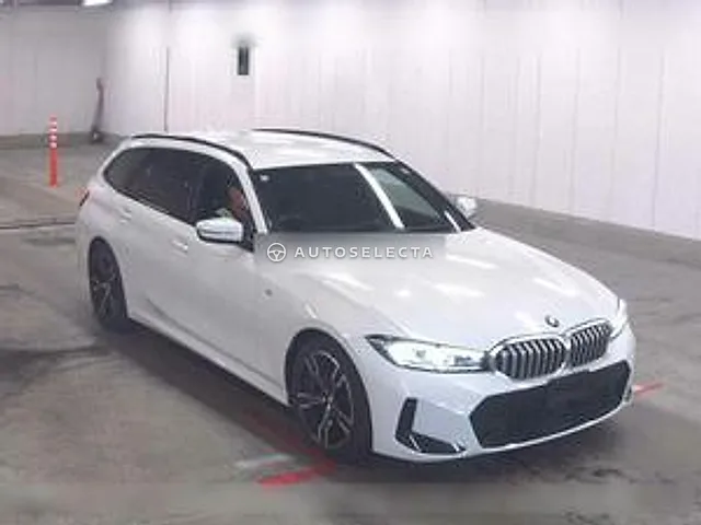 BMW 3 Series 2023, auction grade 4.5