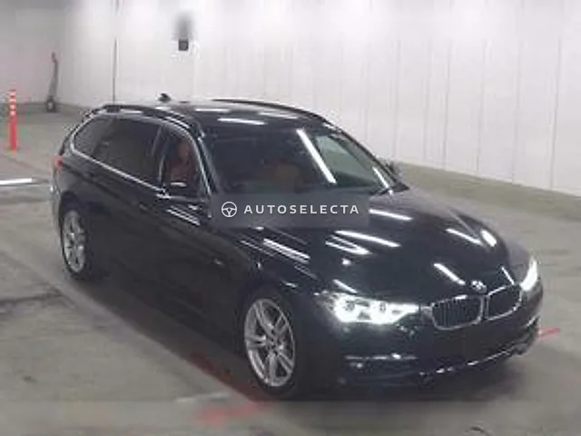 BMW 3 Series 2018, auction grade 4