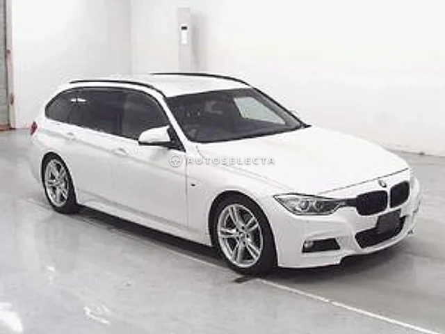 BMW 3 Series 2013, auction grade 4