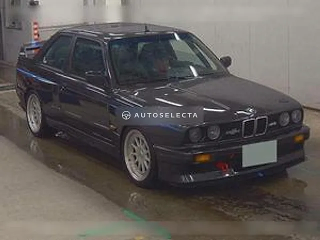 BMW M3 1992, auction grade 4