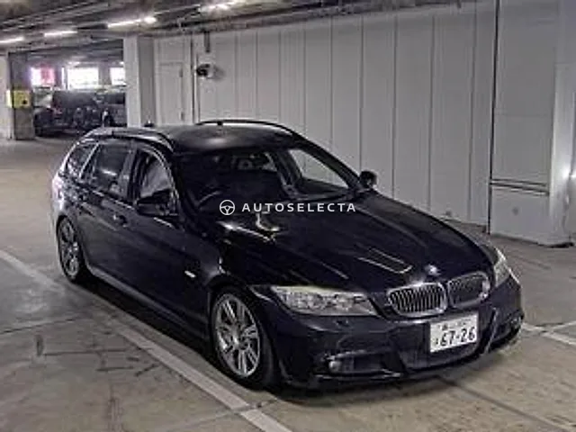 BMW 3 Series 2009, auction grade 3.5