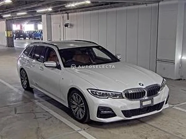 BMW 3 Series 2021, auction grade 4.5