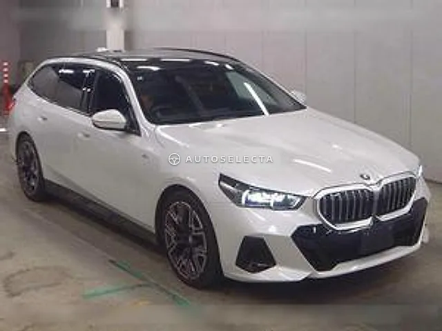 BMW 5 Series 2024, auction grade 5