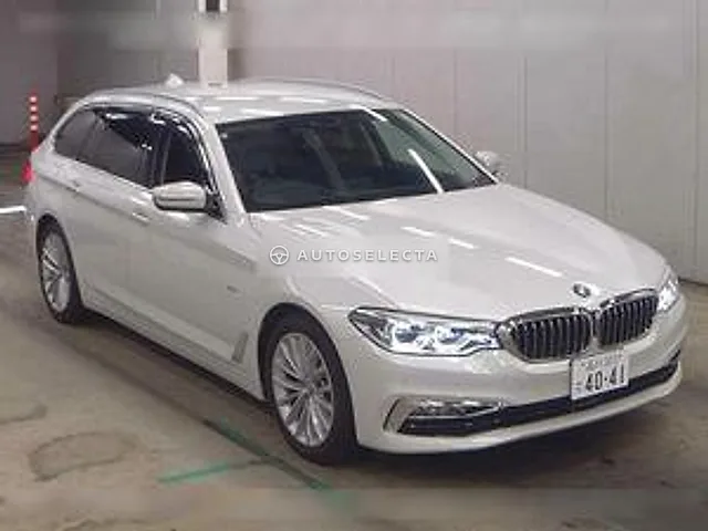 BMW 5 Series 2017, auction grade 5