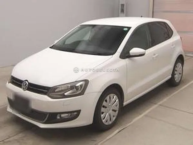 Volkswagen Polo 2013, auction grade R