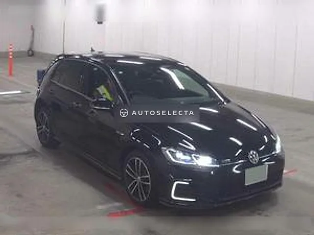 Volkswagen Golf GTE 2018, auction grade 4