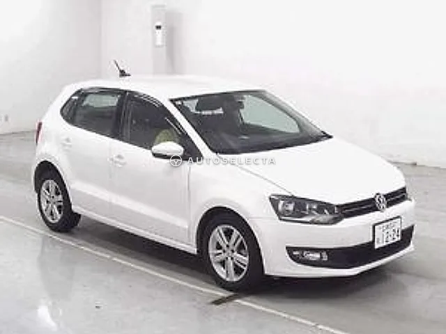 Volkswagen Polo 2014, auction grade R