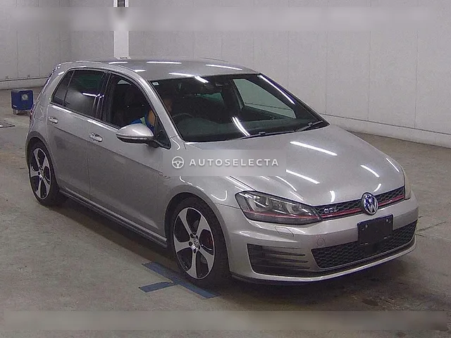 Volkswagen Golf GTI 2013, auction grade 4