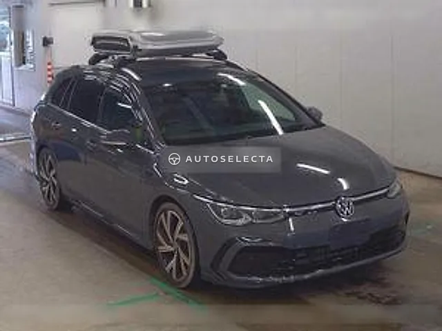 Volkswagen Golf Variant 2023, auction grade 4.5