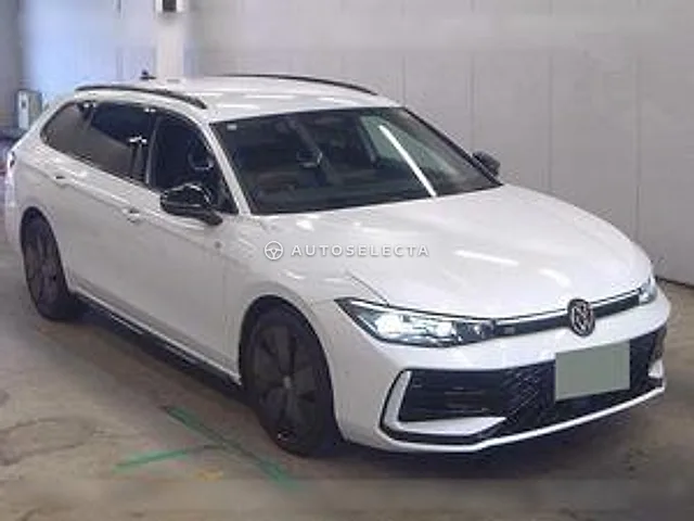Volkswagen Passat 2024, auction grade 5