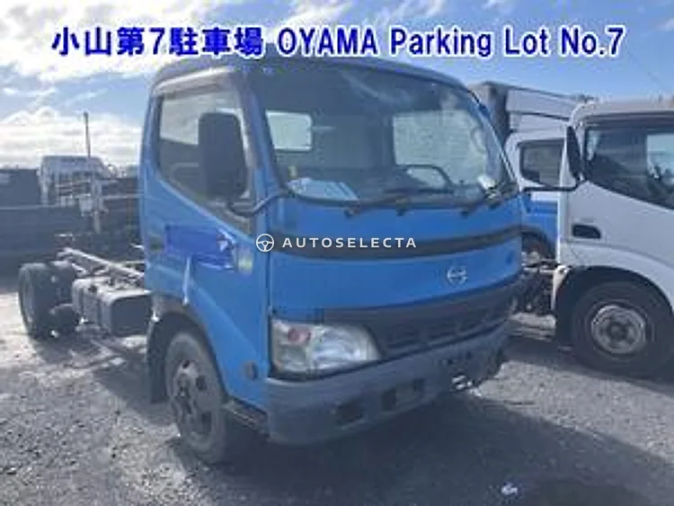 Hino Dutro 2004, photo 1 of 1