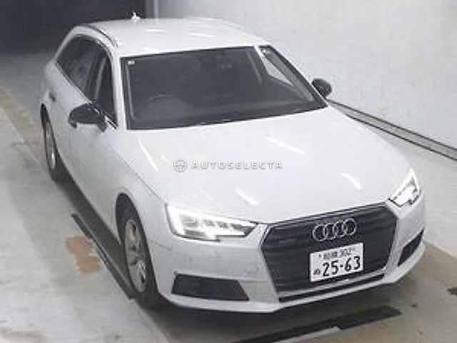 Audi A4 2017, auction grade 3.5