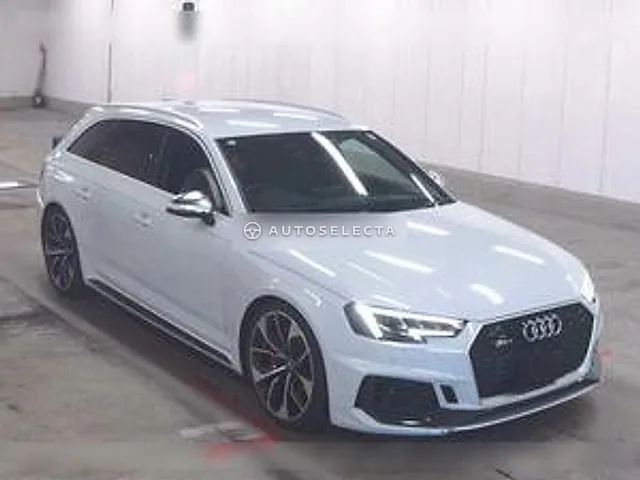 Audi RS4 Avant 2019, auction grade R