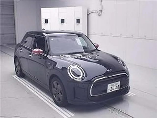 MINI 2021, auction grade 4