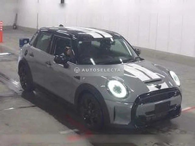 MINI 2023, auction grade 4.5