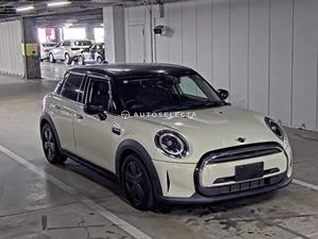 MINI 2021, auction grade 3.5