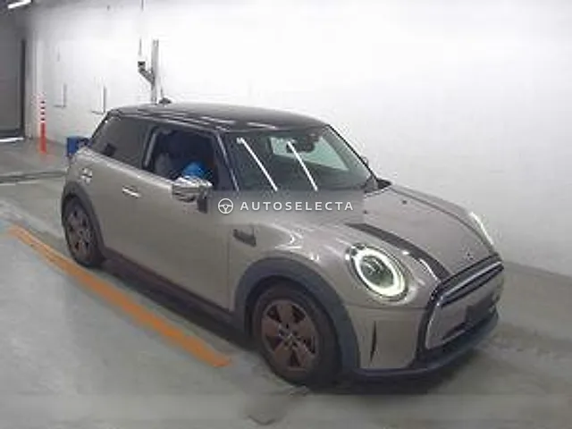 MINI 2022, auction grade 3.5