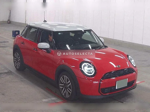 MINI 2024, auction grade 4.5