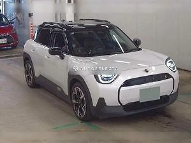 MINI 2025, auction grade 6