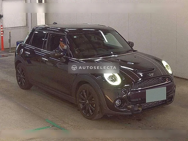 MINI 2019, auction grade 5