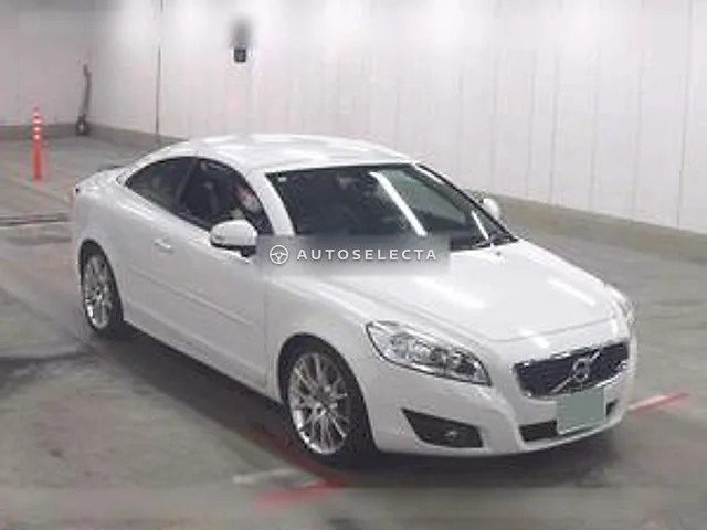 Volvo C70 2011, auction grade 4