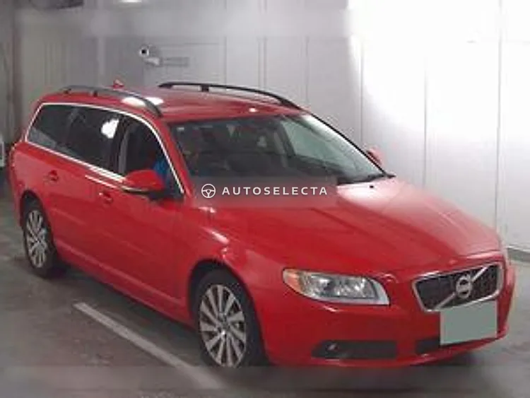 Volvo V70 2012, photo 1 of 1