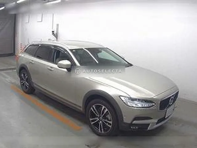 Volvo V90 2018, auction grade 4.5