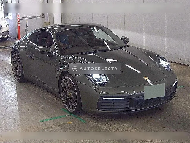 Porsche 911 2022, auction grade 5
