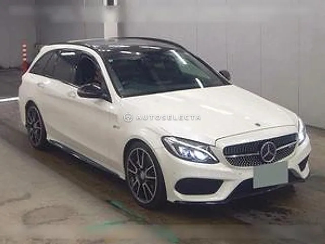 Mercedes-AMG C-Class Station Wagon 2016, auction grade 3.5