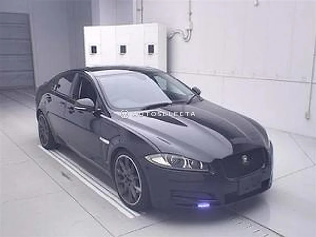 Jaguar XF 2012, auction grade 3.5