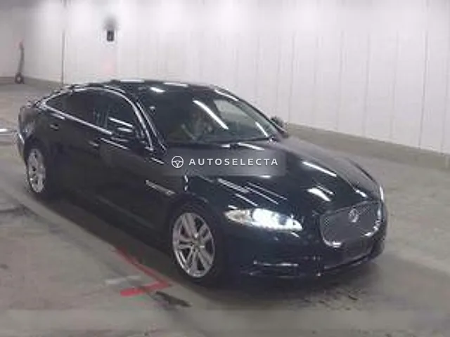 Jaguar XJ 2011, auction grade 4
