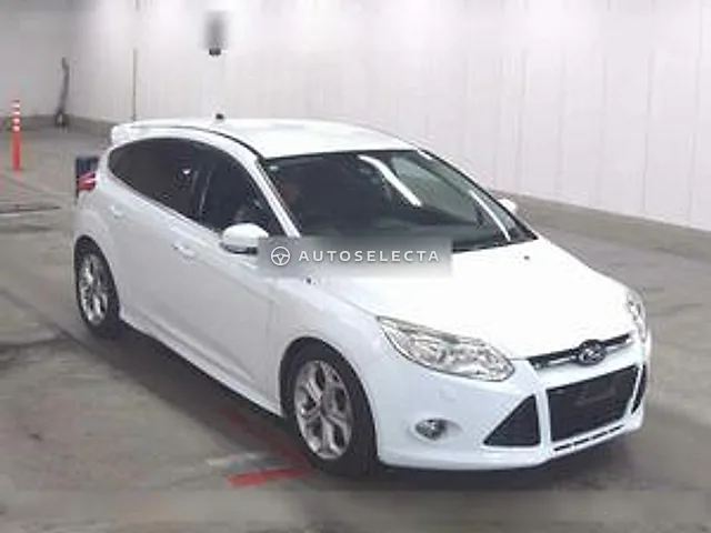 Ford Focus 2013, auction grade 4