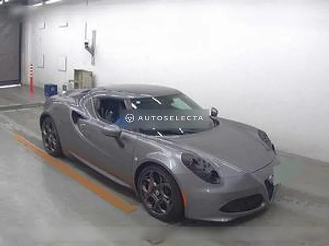 Alfa Romeo 4C 2016, auction grade 5